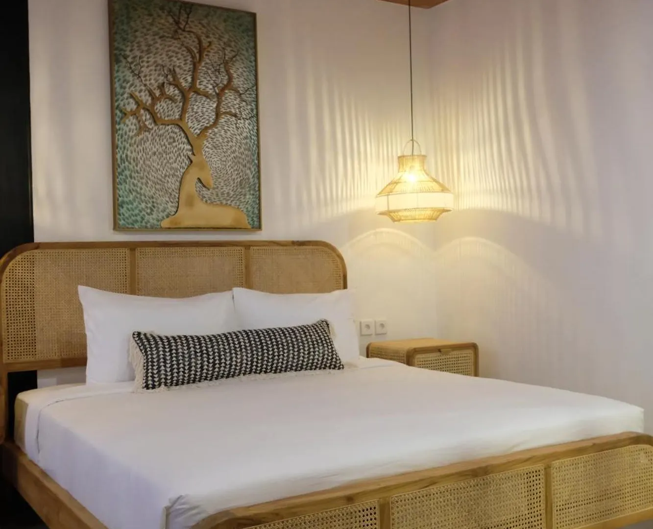 Hidden Gem! Beach Loft With Garden! Rare! Canggu
