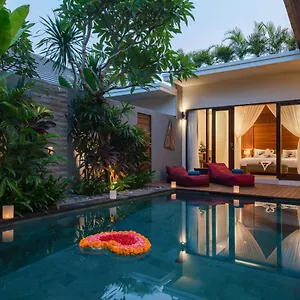 Sally Canggu
